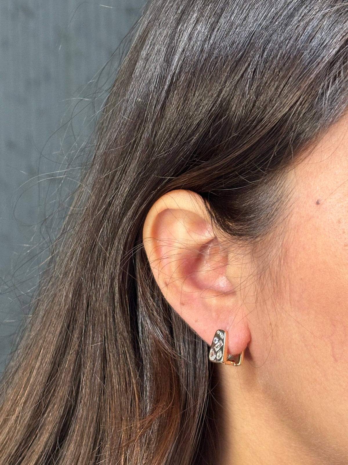 BEZEL EARRINGS