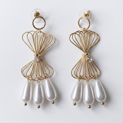 PEARL COQUETTE EARRINGS