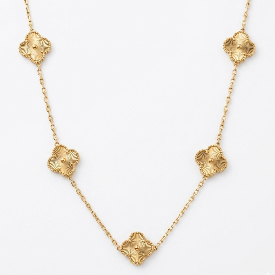 CLOVER NECKLACE