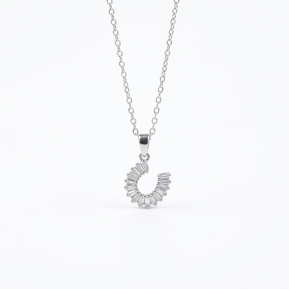 HORSESHOE NECKLACE