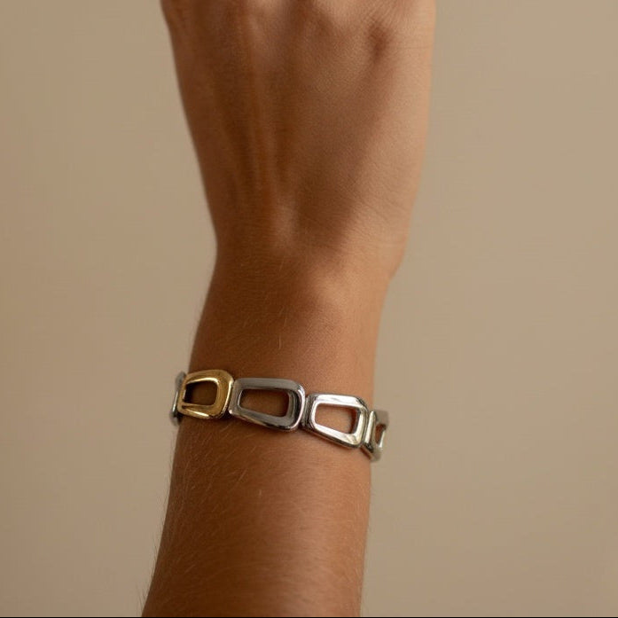 ANNE BRACELET