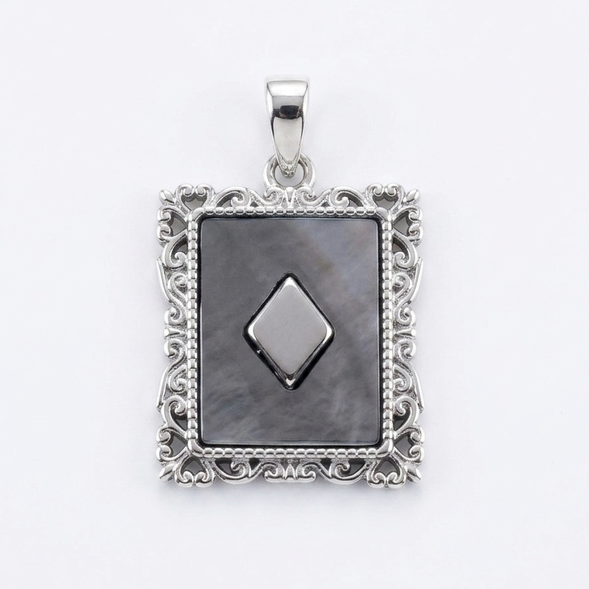 VICTORIAN PENDANT