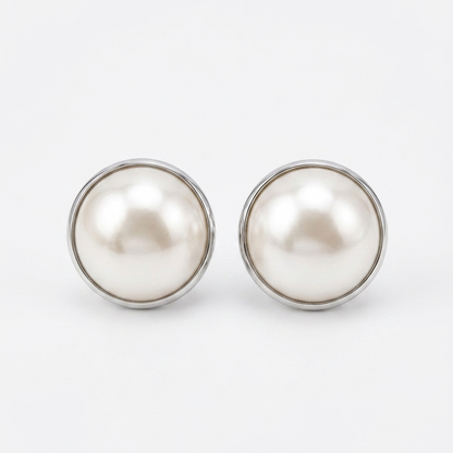PEARL STUDS