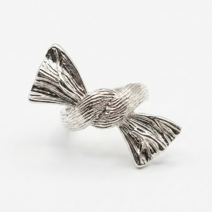 BOW RING
