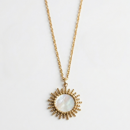 SOLEA NECKLACE