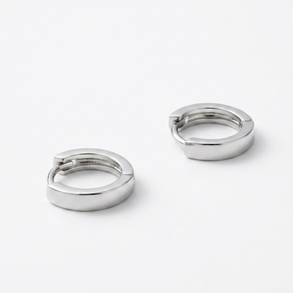 BASIC SILVER HUGGIES