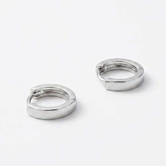 BASIC SILVER HUGGIES