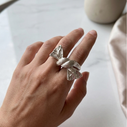 BOW RING