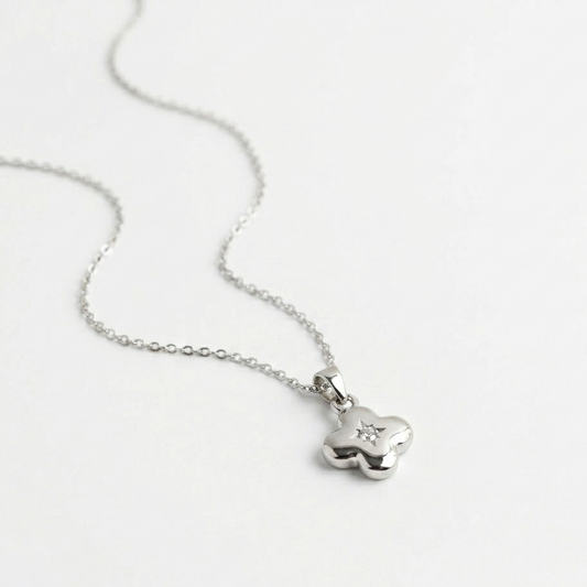 MINI CLOVER NECKLACE