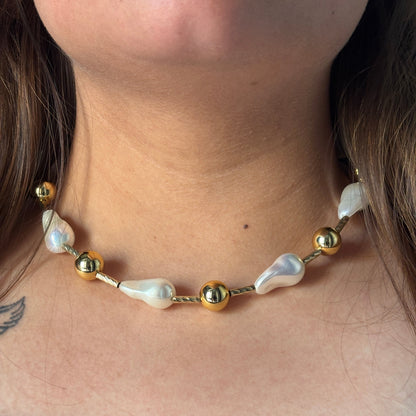 STEPHLET NECKLACE