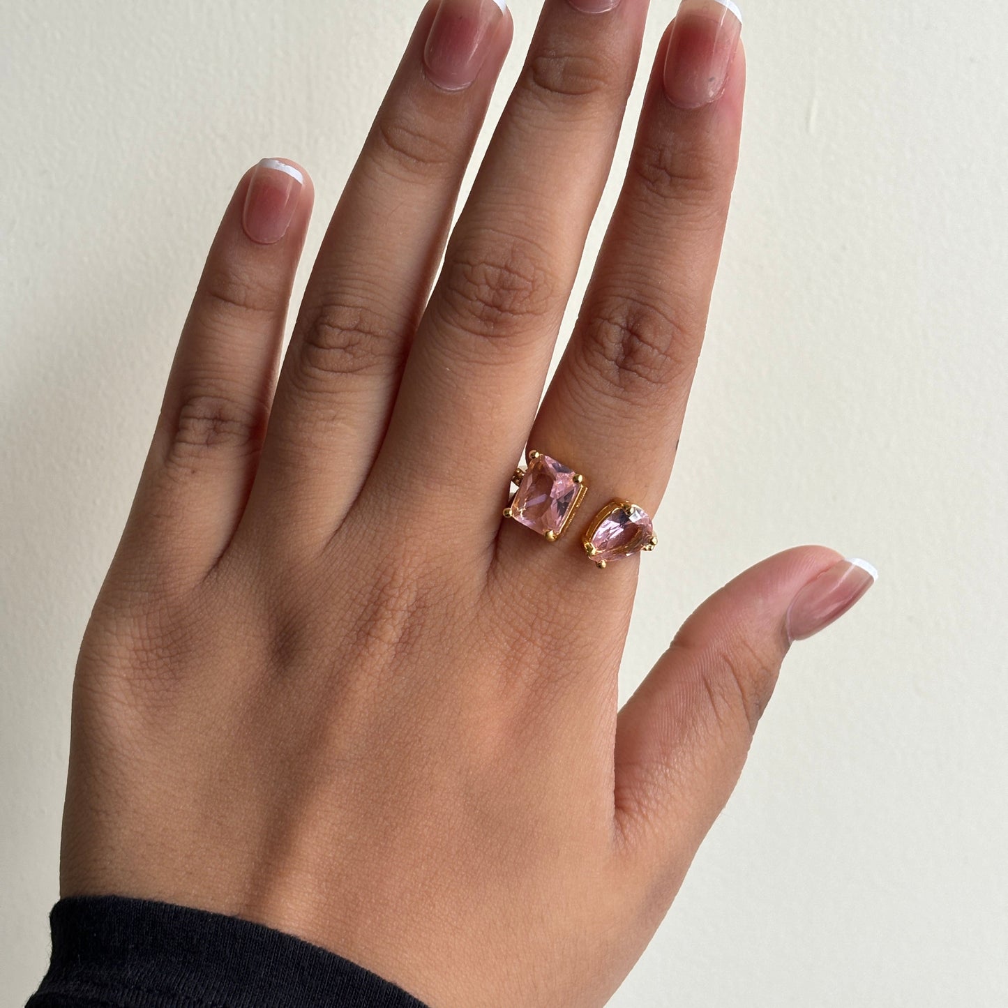 ROSE CRYSTAL RING