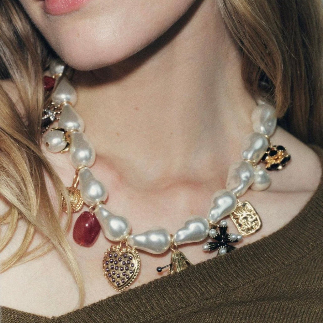 BRIO NECKLACE
