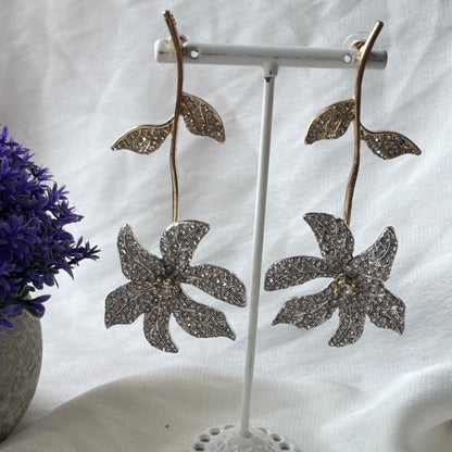 LEAF EARRINGS