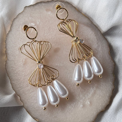 PEARL COQUETTE EARRINGS