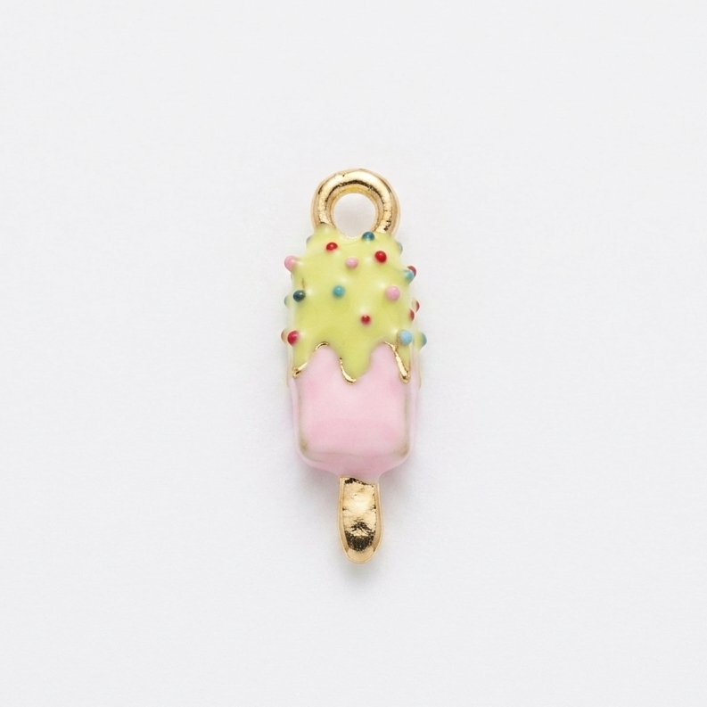 ICE CREAM CHARM