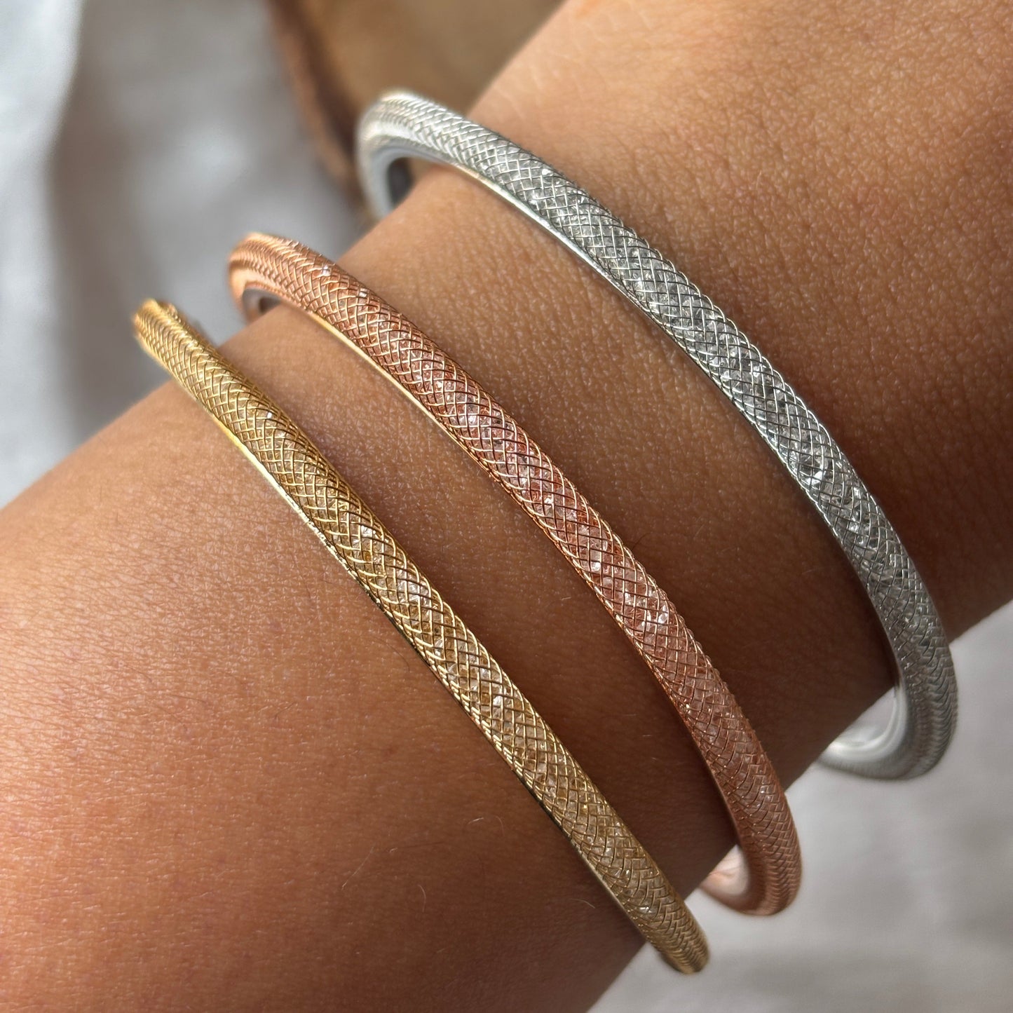 TEXTURED BRACELET