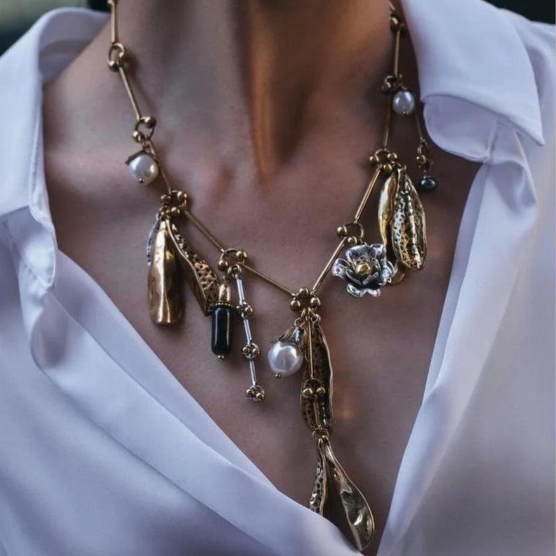ELOWEEN NECKLACE